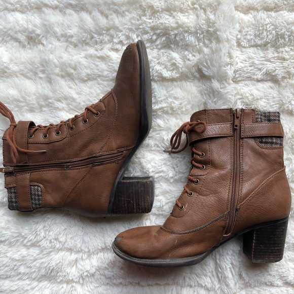 Bass Booties - Picture 2 of 2